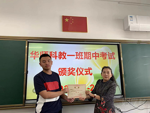 五国学员展风采共议合